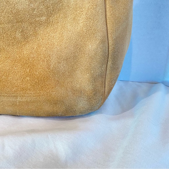 Minnetonka Boho, Cowgirl Fringe Tan Suede Shoulder Bag - Picture 13 of 14